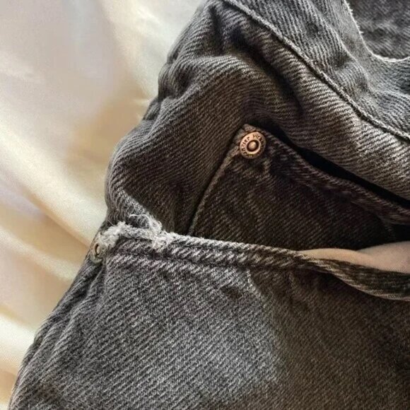 Wrangler 30 x 32 Men's Dark Wash Blue Jeans - Black Casual Denim Pants Slacks - Picture 2 of 8